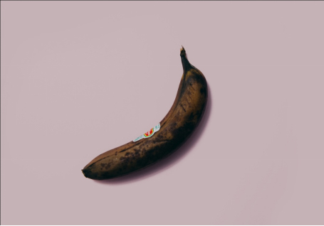 a rotten banana