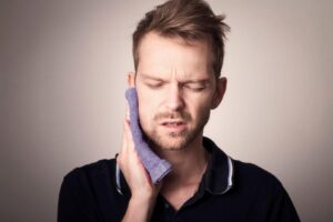 Toothache Troubles: Understanding the Causes and Seeking Relief
