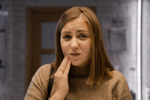 Why Does My Tooth Hurt? 7 Signs of Dental Infections