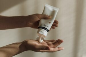 Clear Skin Confidence: Defeating Acne with Expert Tips
